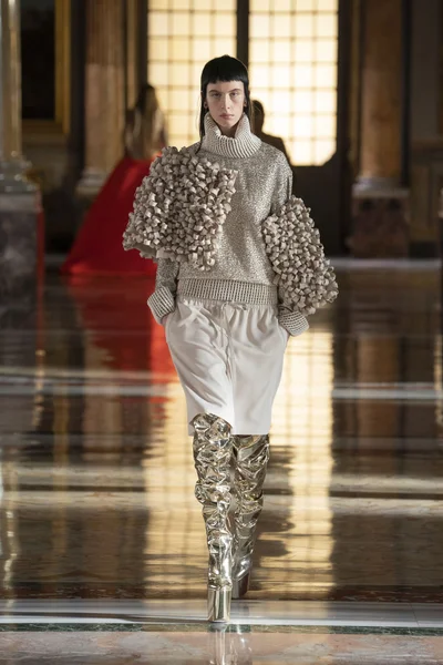 Look 51
